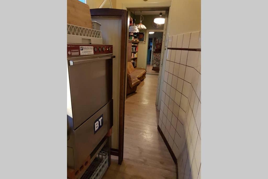 Vakantiewoning In Mol Centrum Met Eigen Bar "Casacuriosa" מראה חיצוני תמונה