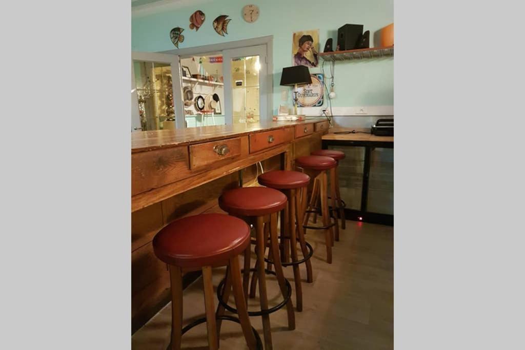 Vakantiewoning In Mol Centrum Met Eigen Bar "Casacuriosa" מראה חיצוני תמונה